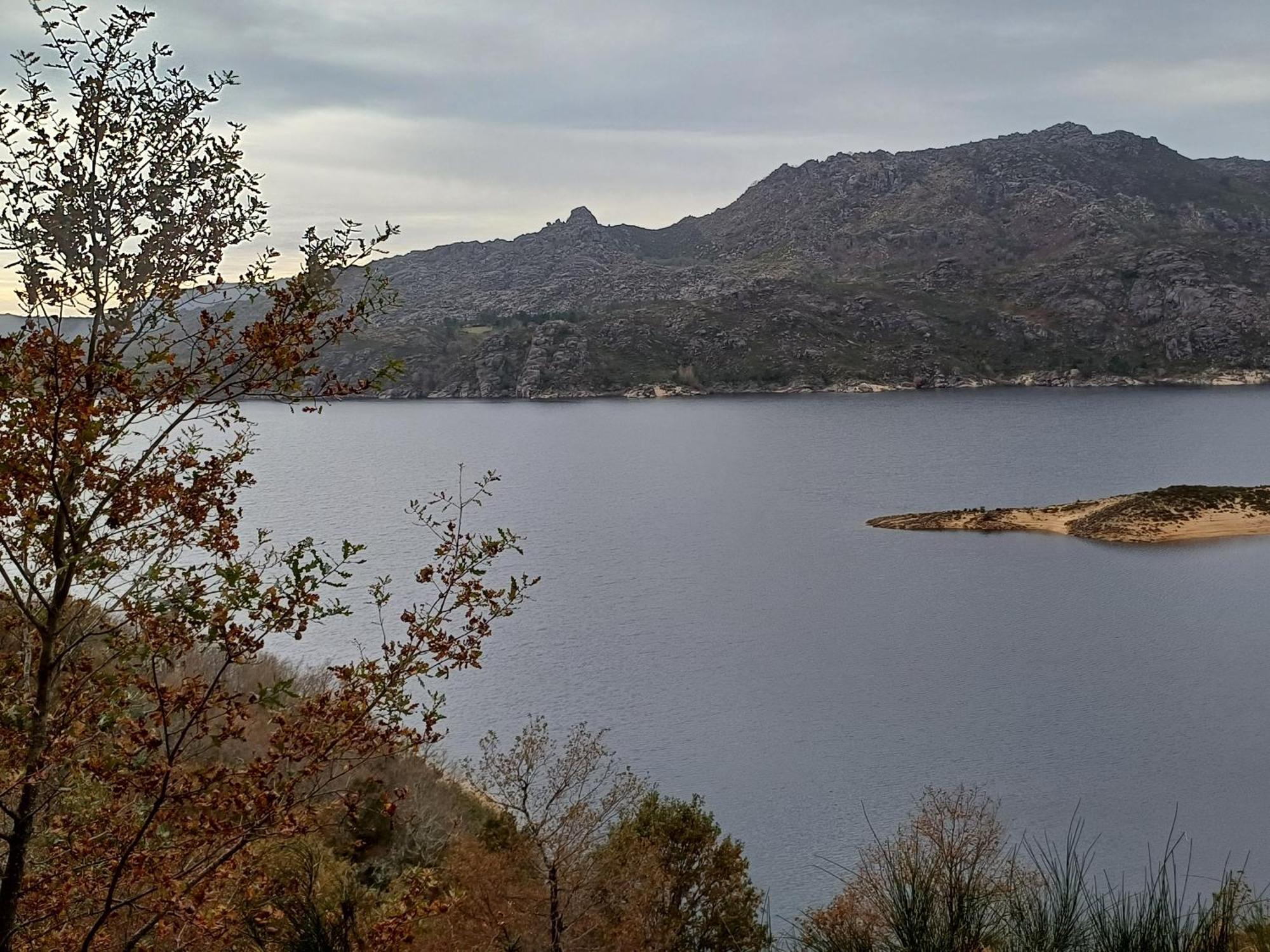 Oficina Do Joe , Bungalow Gitte Outeiro  Εξωτερικό φωτογραφία